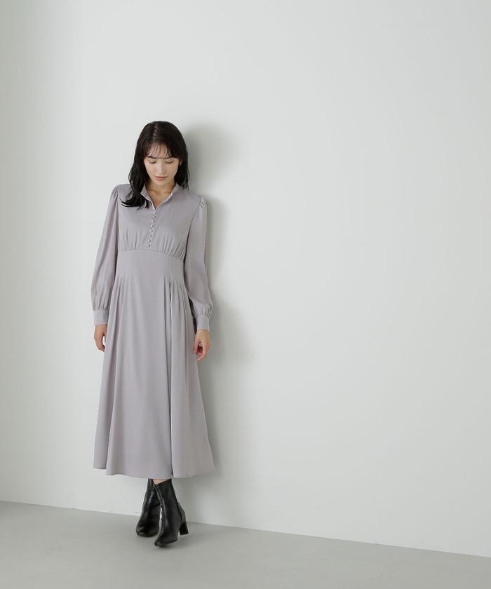 クーポン】【セール 50%OFF】フロントボタンサテンワンピース