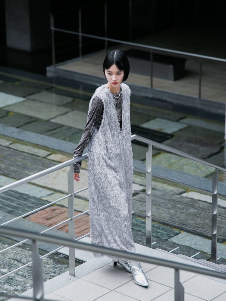 セール】ラディエイト RADIATE radiate the lifedress シャギーV