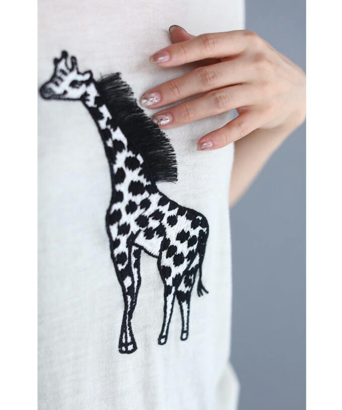 セール】カワイイ CAWAII たてがみが風になびく。キリン刺繍の