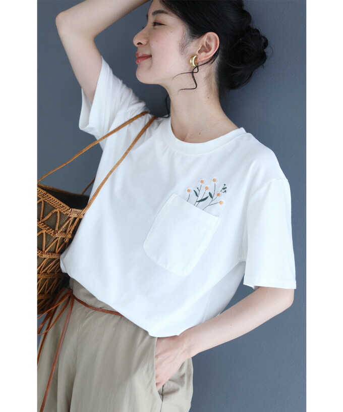 カワイイ CAWAII ポケットから覗くマーガレット刺繍Tシャツ