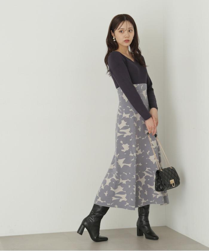 PRADA メタリックカベル ニットドレス ゴールド 大人気 数量限定 VIPセール】PRADAプラダセーターコピー2023話題商品人気