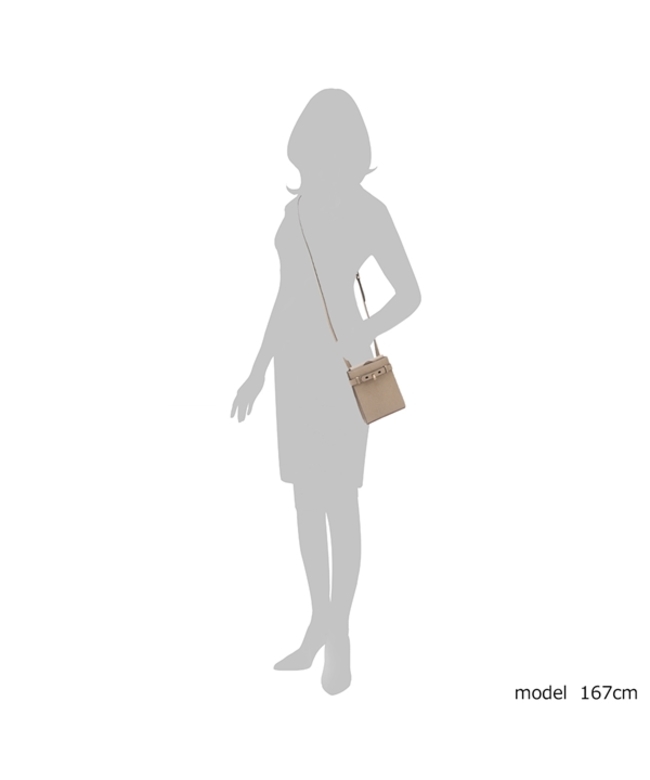 ヴァレクストラ ショルダーバッグ ブレラトラッコリーナスリム