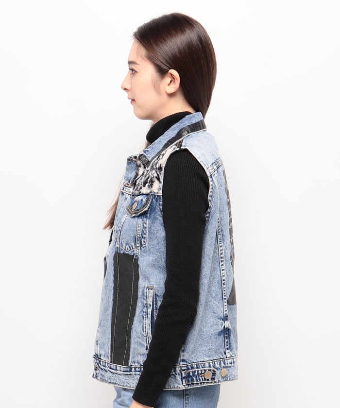 デシグアル Desigual アニマルプリント デニムジレ （ブルー） デシグアル Desigual アニマルプリント デニムジレ （ブルー