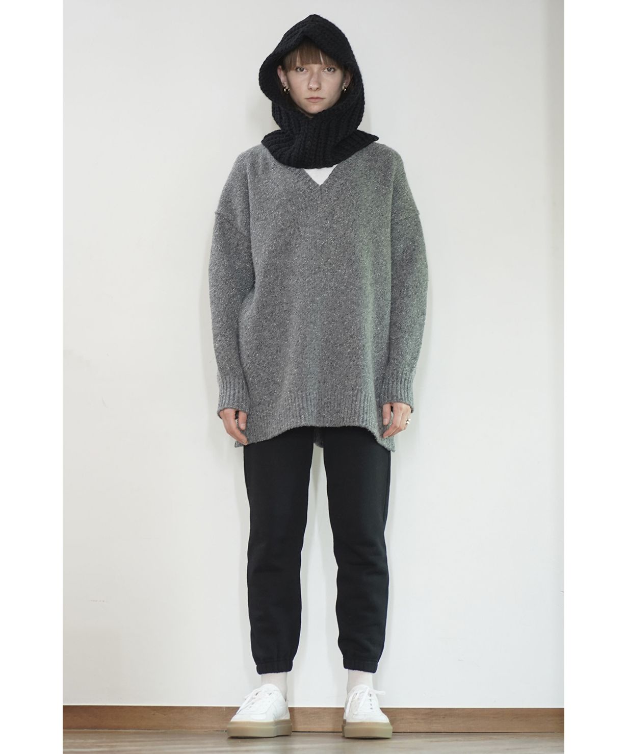 セール 30%OFF】OVER V NECK KNIT TOPS(505708709) | クラネ