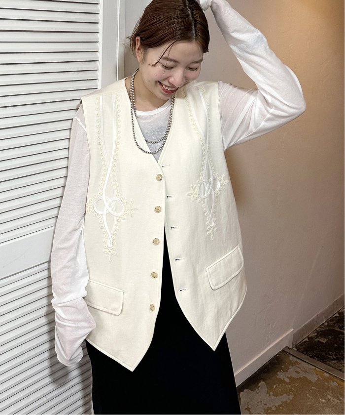 OFF THE CUFF/オフザカフ】VELOR CODE EMB GILET(505735078