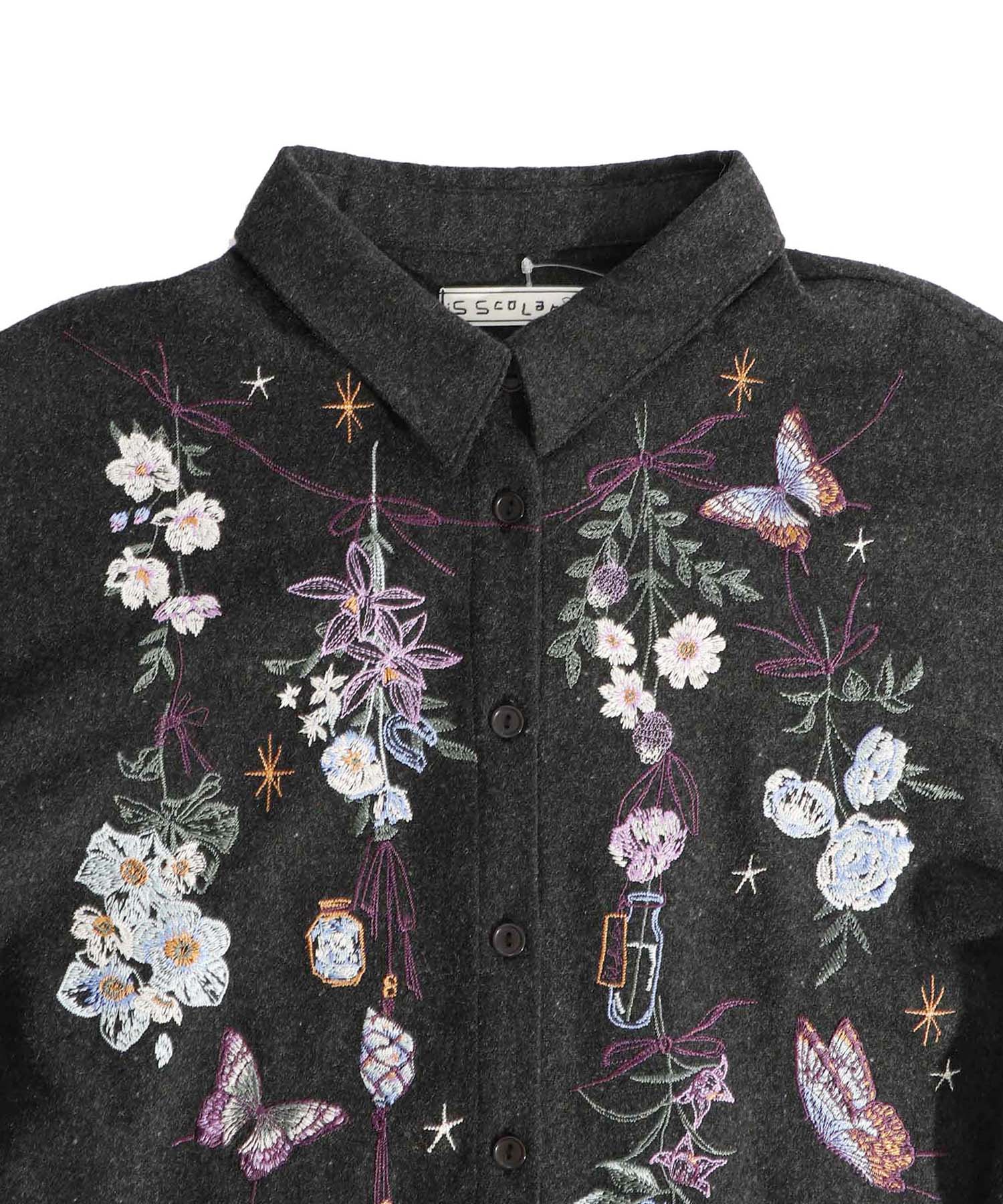 JUN様　　美品　iS ScoLar イズスカラー 蝶刺繍 ウールコート M セール 30%OFF】スカラー ScoLar たんぽぽの綿毛と蝶刺繍