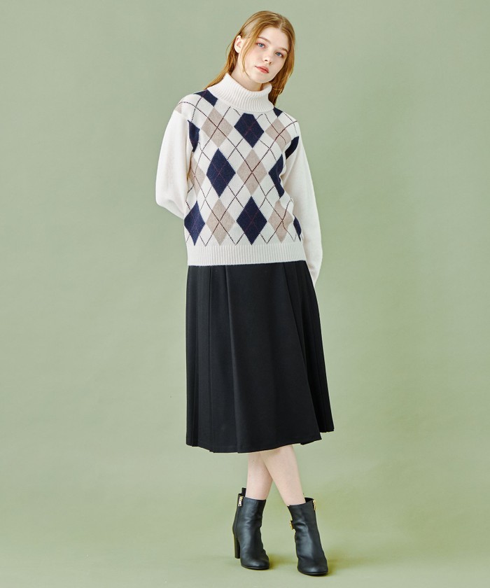 BURBERRY BLUE LABEL (バーバリー ブルーレーベル) Vネック