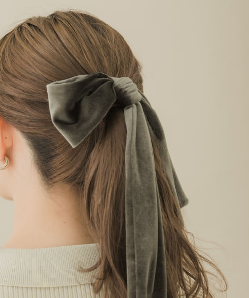 【今使いたい★】トリオンフ ベロア リボン ヘアバンド 楽天市場】【送料無料】ベロア リボン ヘアアクセサリー リボン