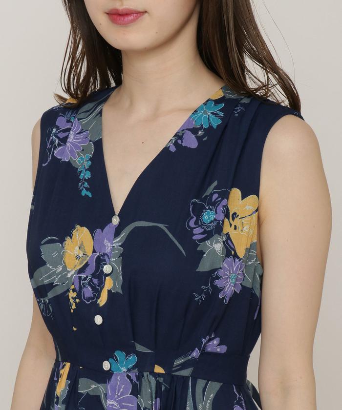セール 70%OFF】オリジナルブーケフラワープリーツワンピース