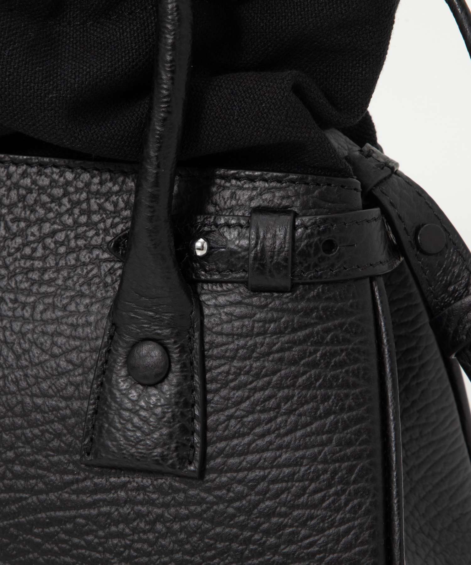 MAISON MARGIELA SB3WD0005 P4348 ハンドバッグ 5AC DRAWSTRING メゾン マルジェラ MAISON MARGIELA SB3WD0005 P4348