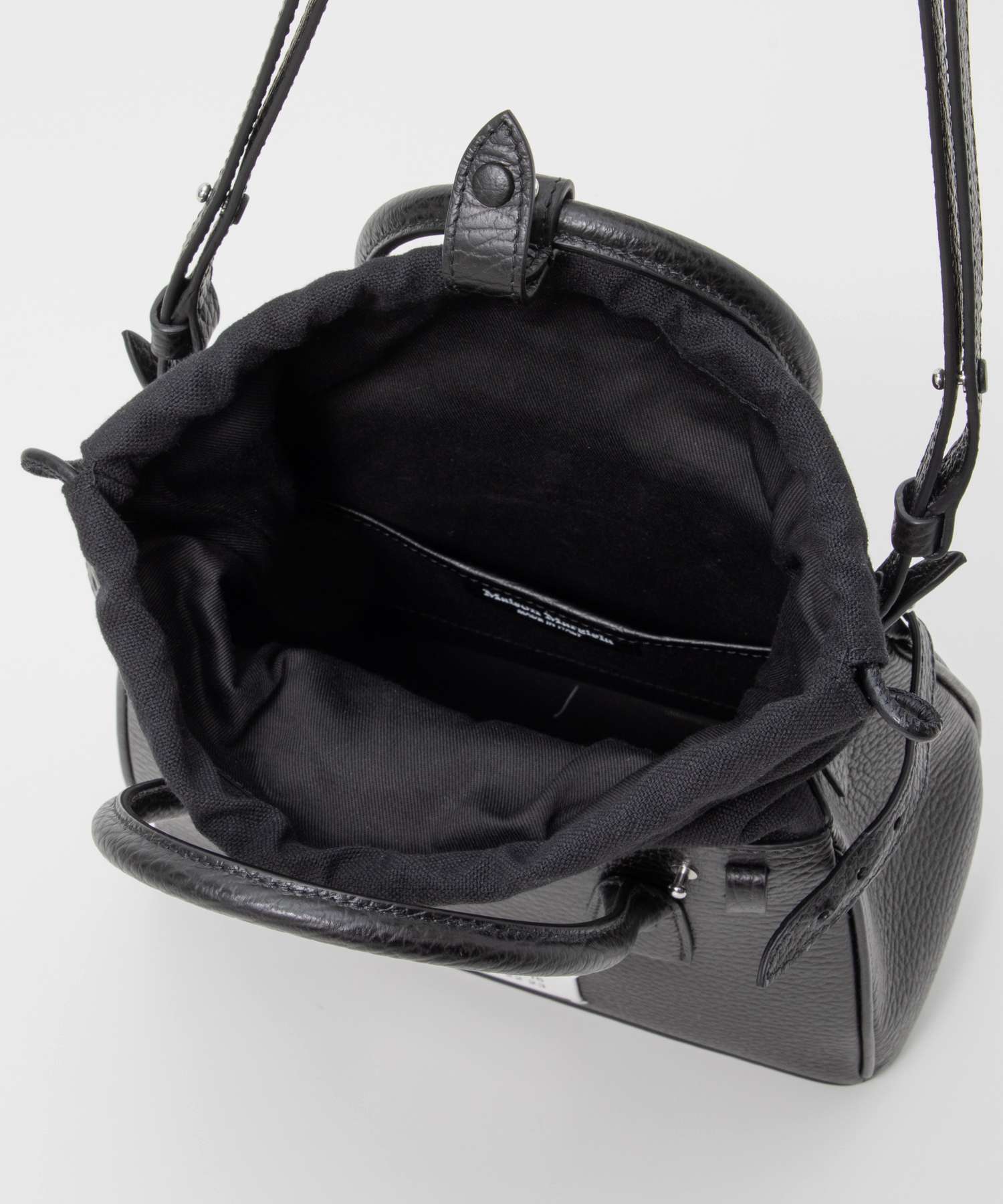 MAISON MARGIELA SB3WD0005 P4348 ハンドバッグ 5AC DRAWSTRING メゾン マルジェラ MAISON MARGIELA SB3WD0005 P4348