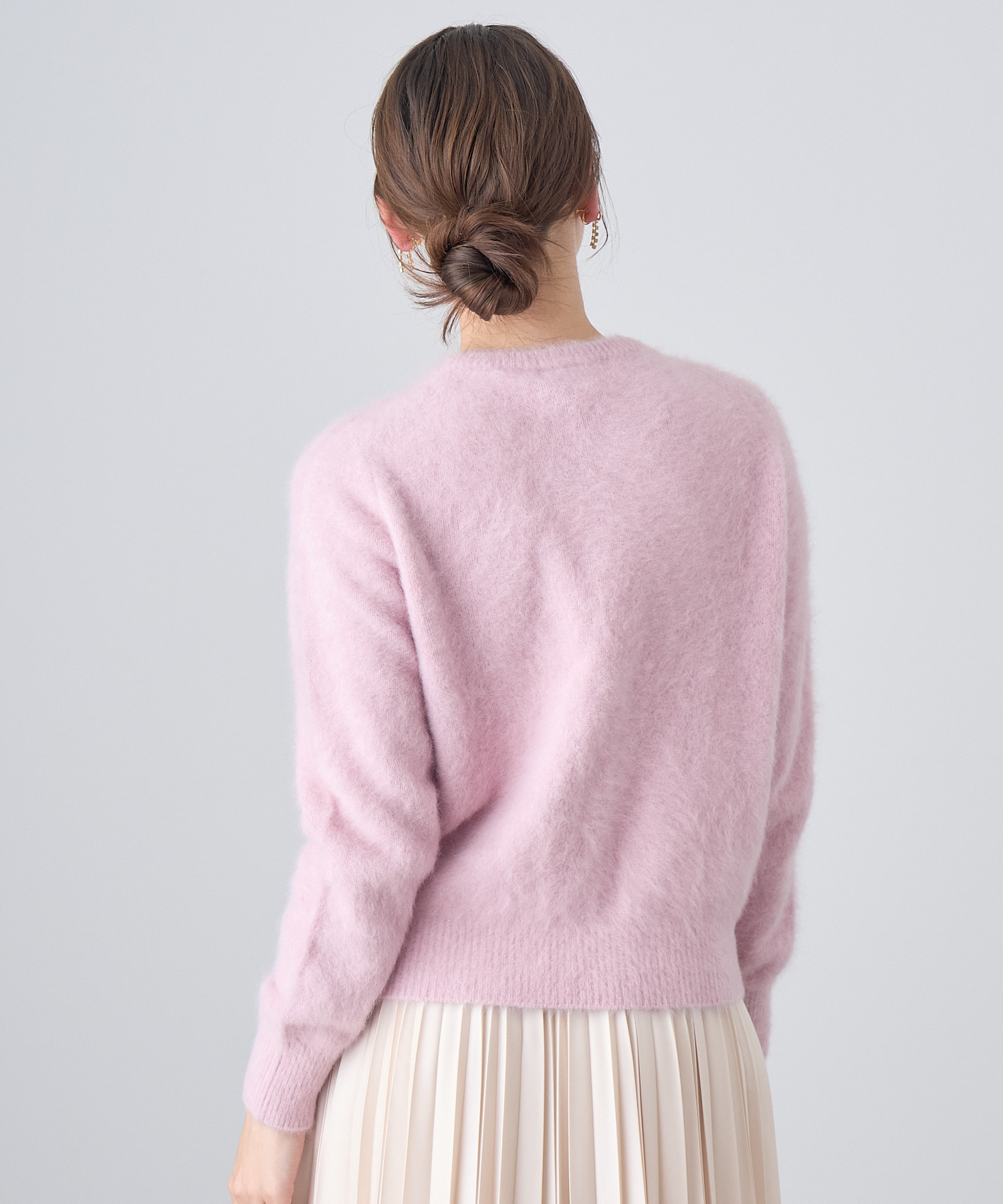 アナイ FLUFFYパール釦カーディガン　パープル　ピンク ANAYI - アナイ FLUFFYパール釦カーディガン パープル ピンクの