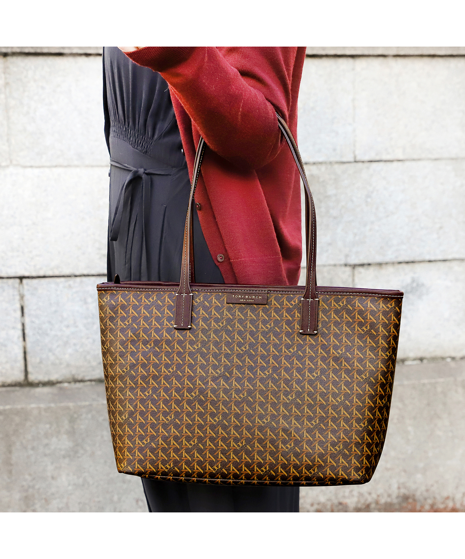 セール】TORY BURCH トリーバーチ トートバッグ 147748 207(505754613 セール】TORY BURCH トリーバーチ トートバッグ 147748 207(505754613