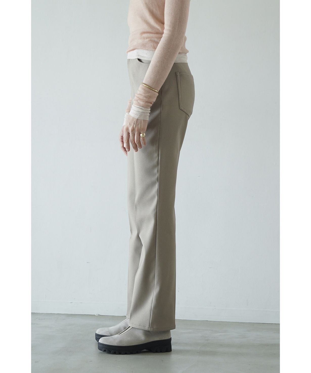 セール 50%OFF】SLIM STRAIGHT PRESS PANTS(505748405) | クラネ