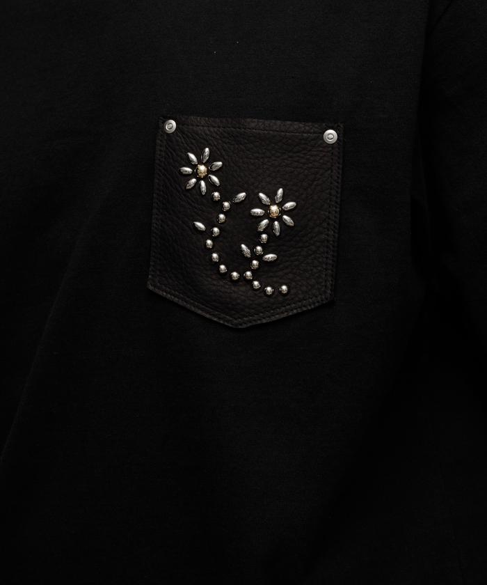 セール 30%OFF】T－SHIRT FLOWER STUDDEDLEATHER PKT/フラワー
