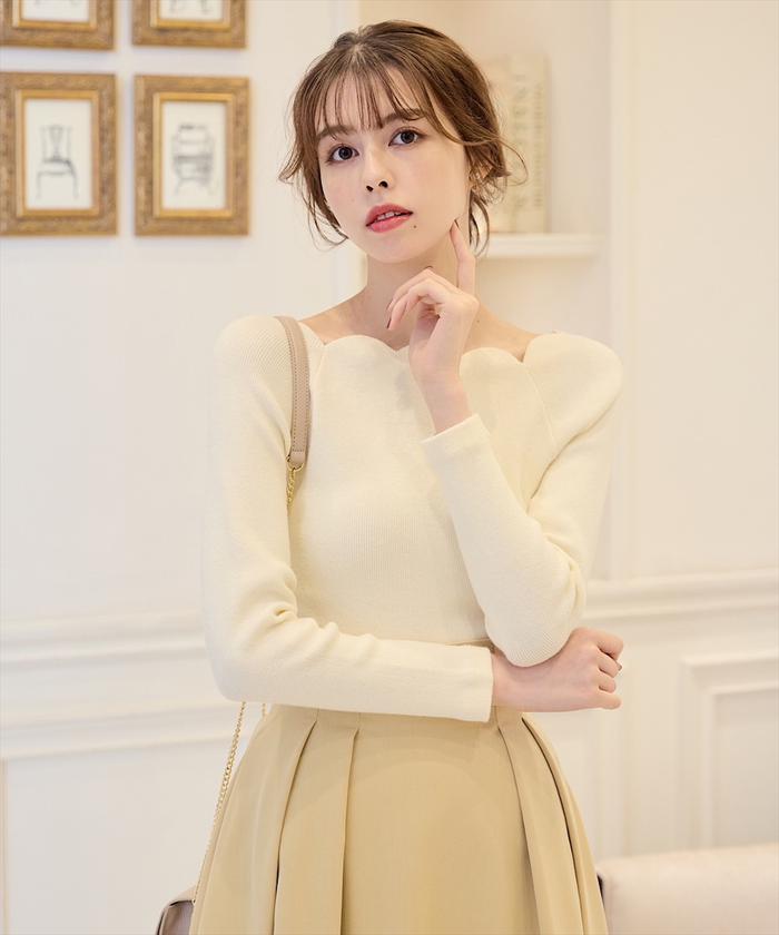 セール 50%OFF】ベルト付きダブルタックフレアスカート