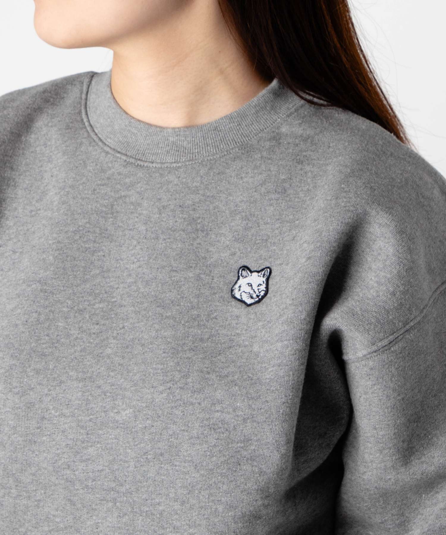 メゾンキツネ MAISON KITSUNE TONAL FOX HEAD PATCH COMFORT SWEATSH スウェット トレーナー ワンポイント S グレー MAISON KITSUNE メゾンキツネ メンズ トレーナー スウェット FOX