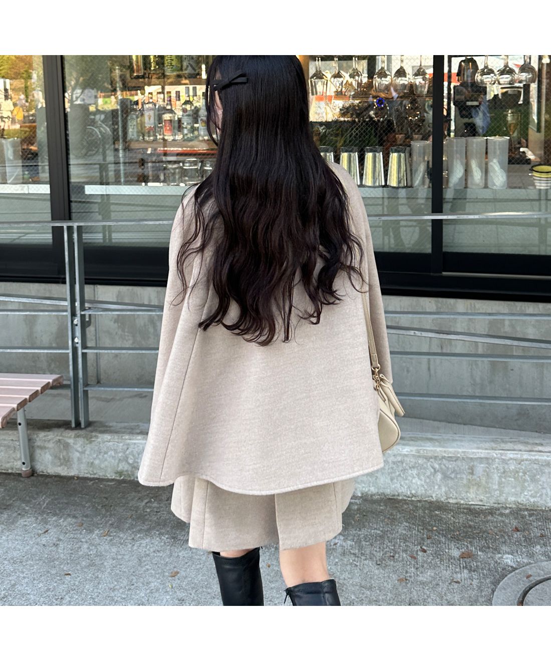新品未使用タグ付き]hyeon/へヨンテッドケープコート／ベージュ