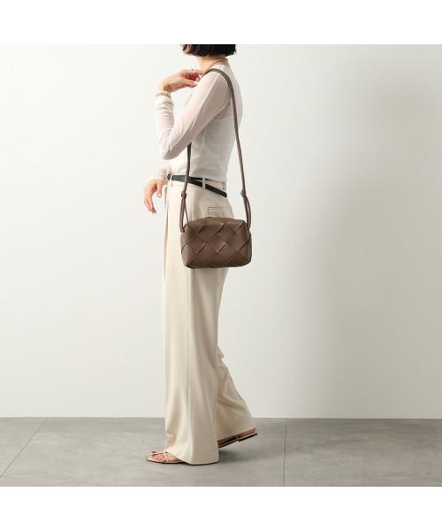 BOTTEGA VENETA ショルダーバッグ CASETTE 709417 VCQC2 BOTTEGA VENETA ボッテガヴェネタ ショルダーバッグ CASETTE