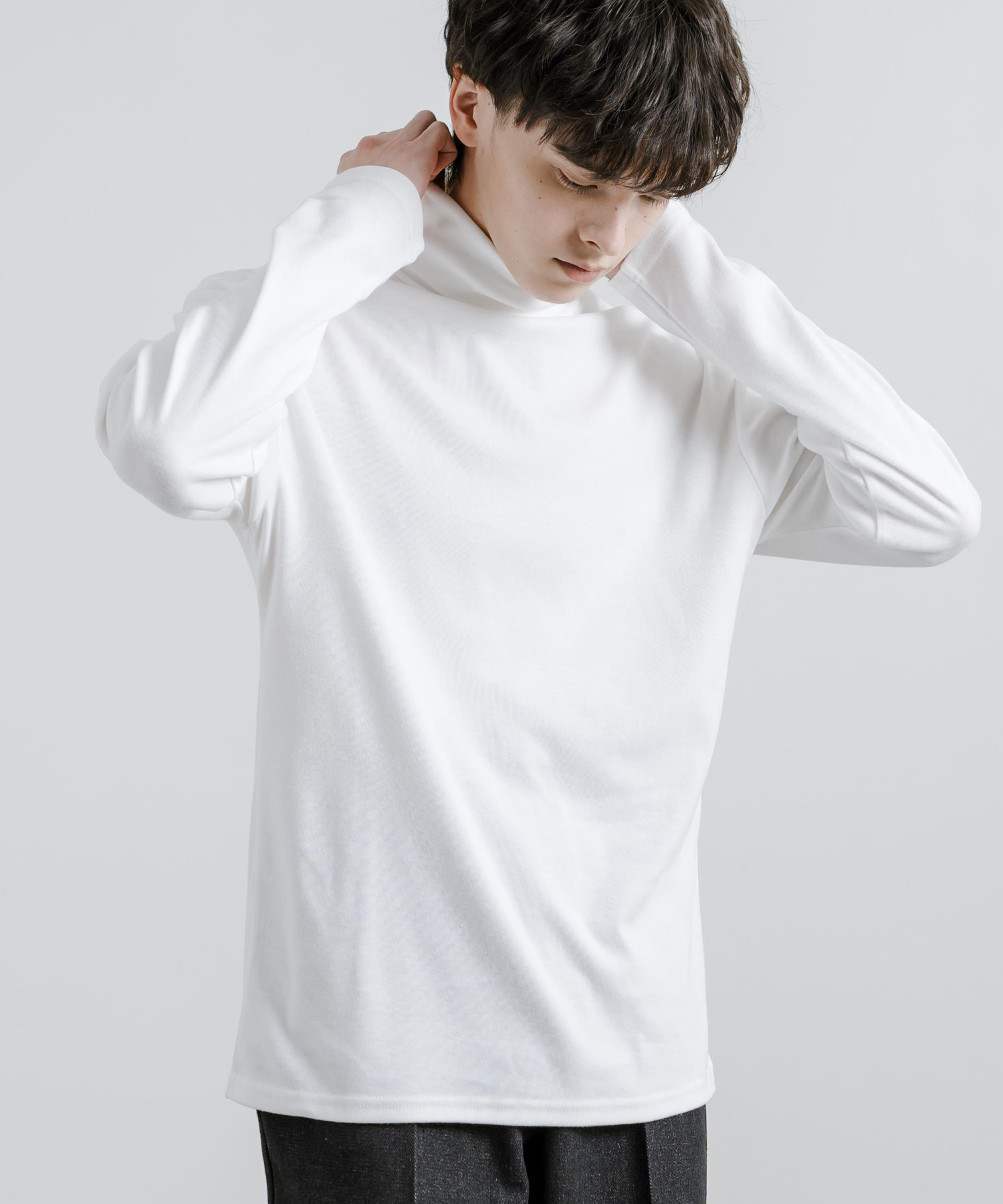 ロッキーモンロー Rocky Monroe カットソー タートルネック