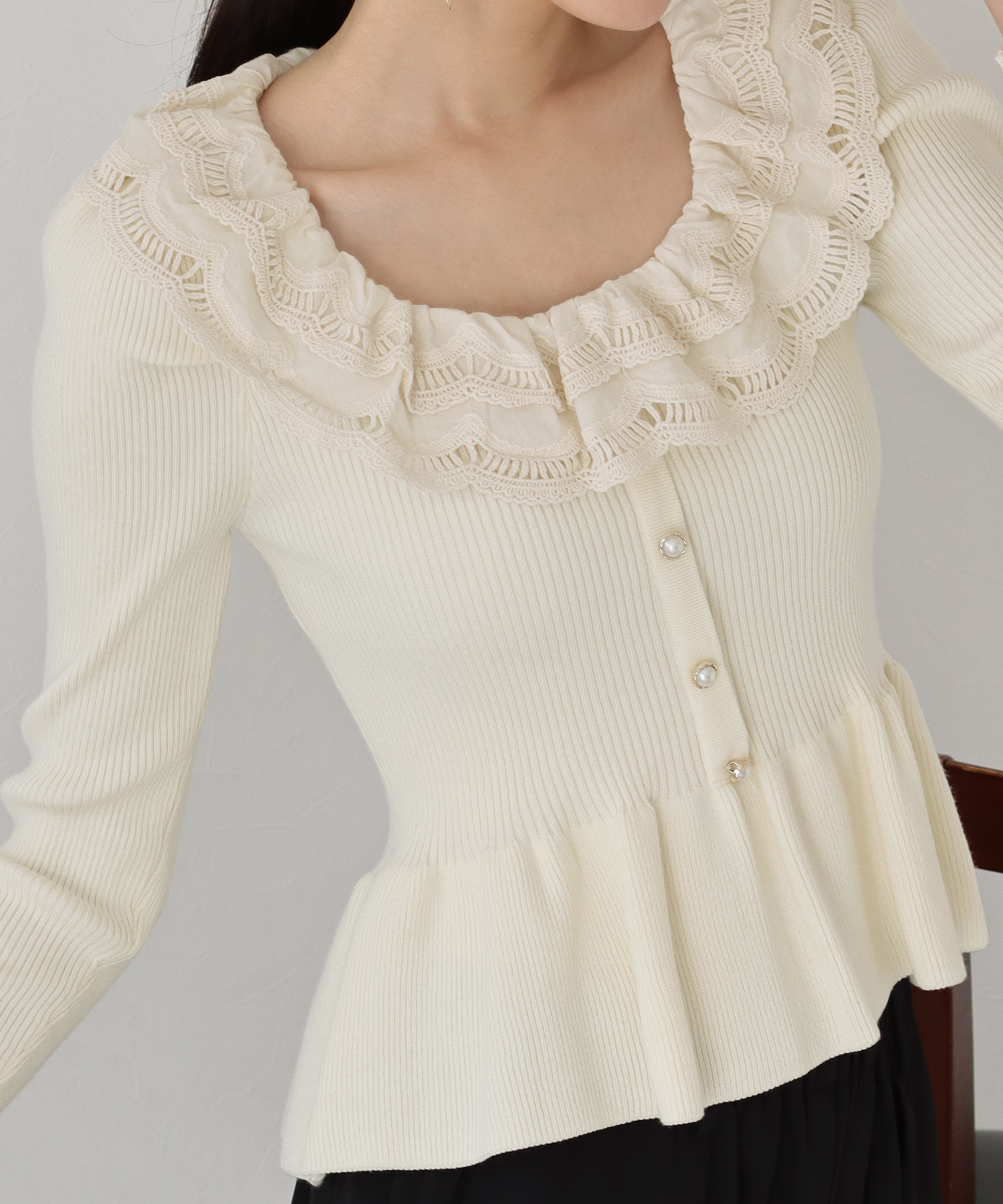 【PHILOSOPHY】NYLON KNIT lace フリル襟•袖 カットソー PHILOSOPHY】NYLON KNIT lace フリル襟•袖 カットソー