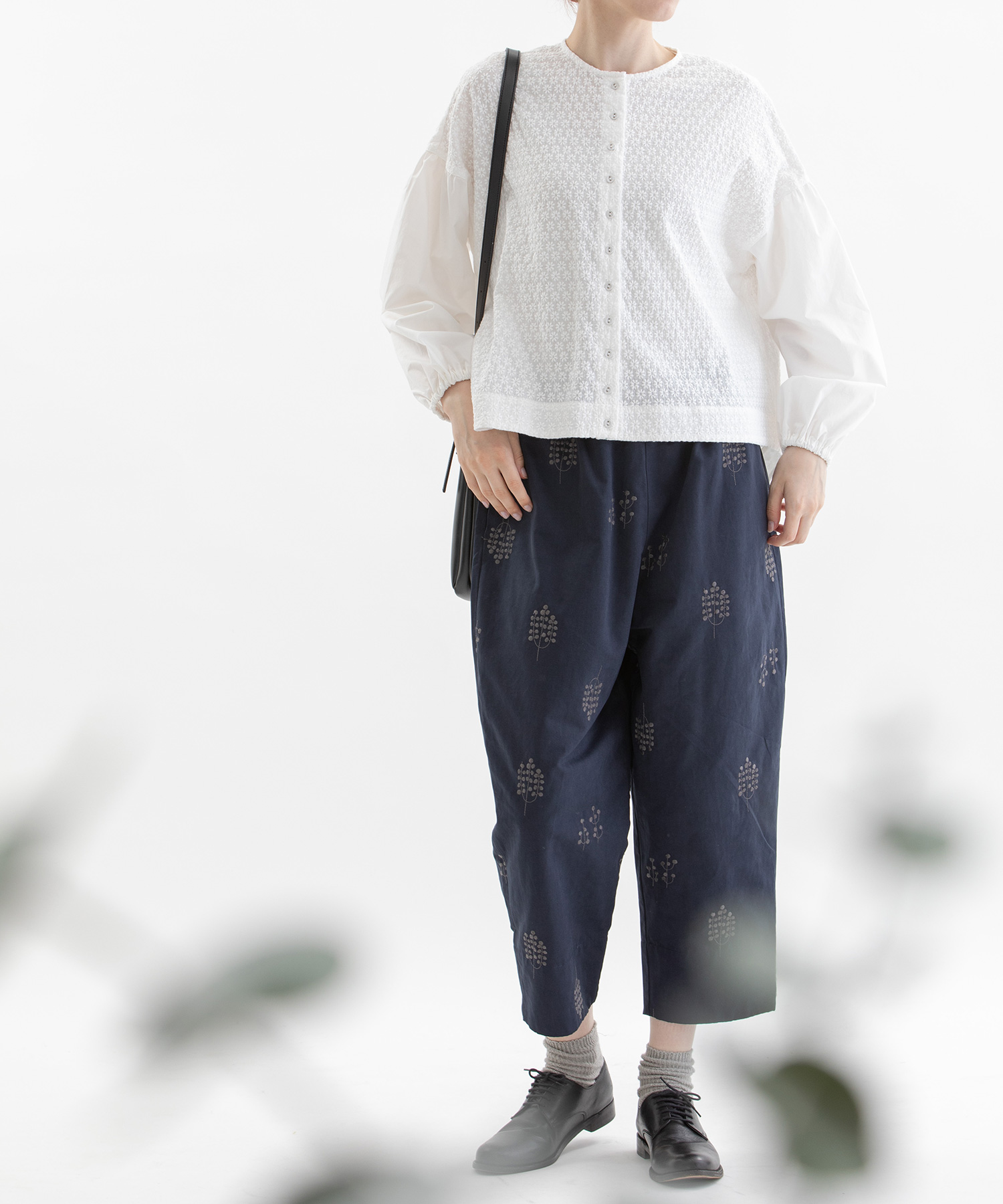 【美品か✨】nop de nod ブラウス エンブロイダリーmiscシャツ ノップドゥノッド nop de nod Cielエンブロイダリーmiscシャツ