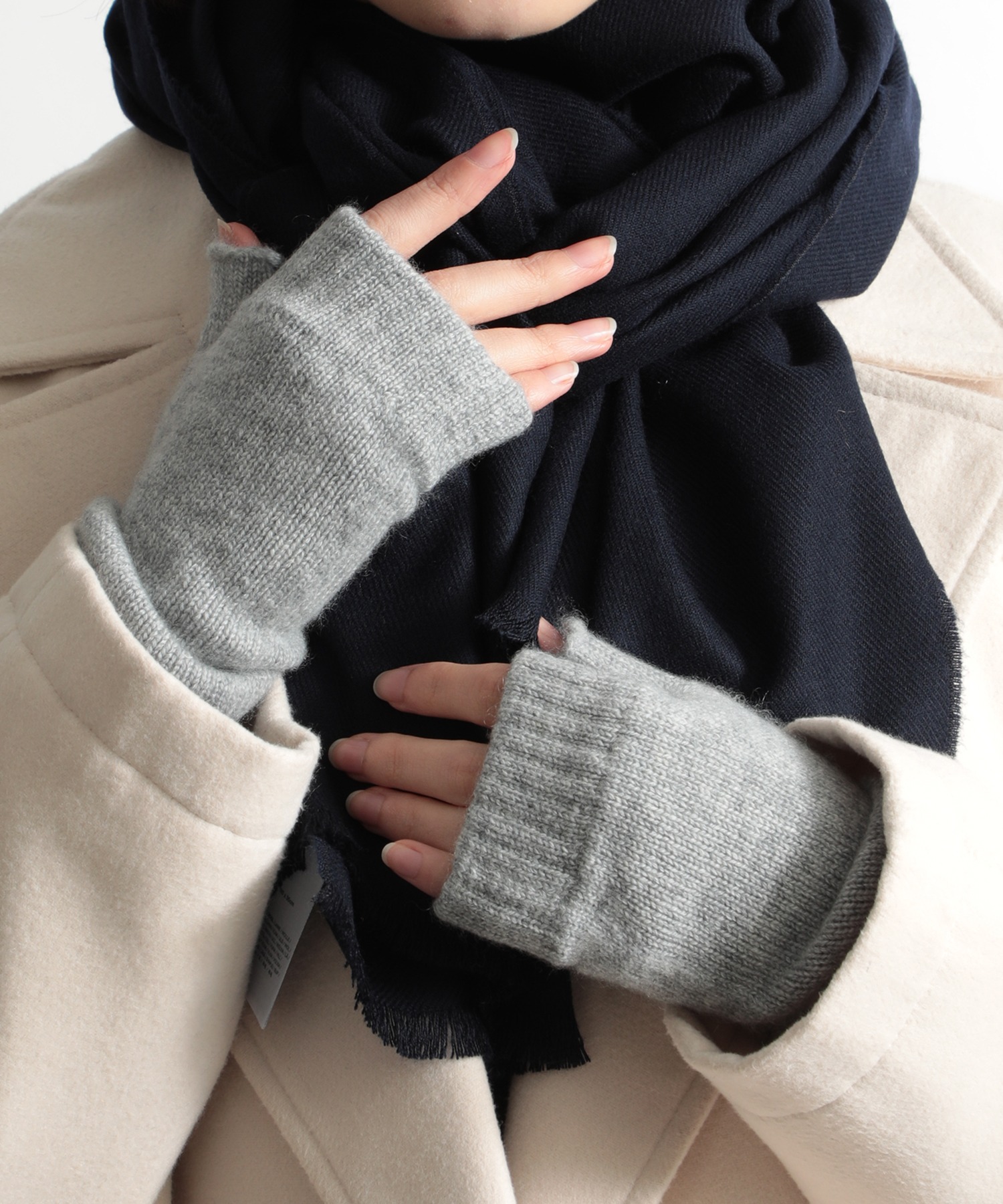 セール】【Johnstons / ジョンストンズ】CASHMERE WRISTWARMER－4PLY