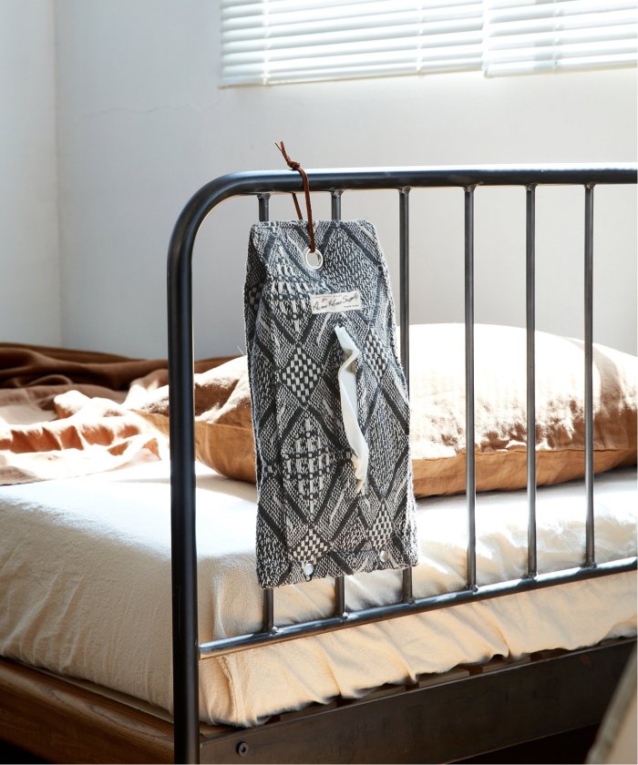 ACME Furniture】アクメファニチャー ダブルベッド 梳かし ACME Furniture】アクメファニチャー ダブルベッド 梳かし