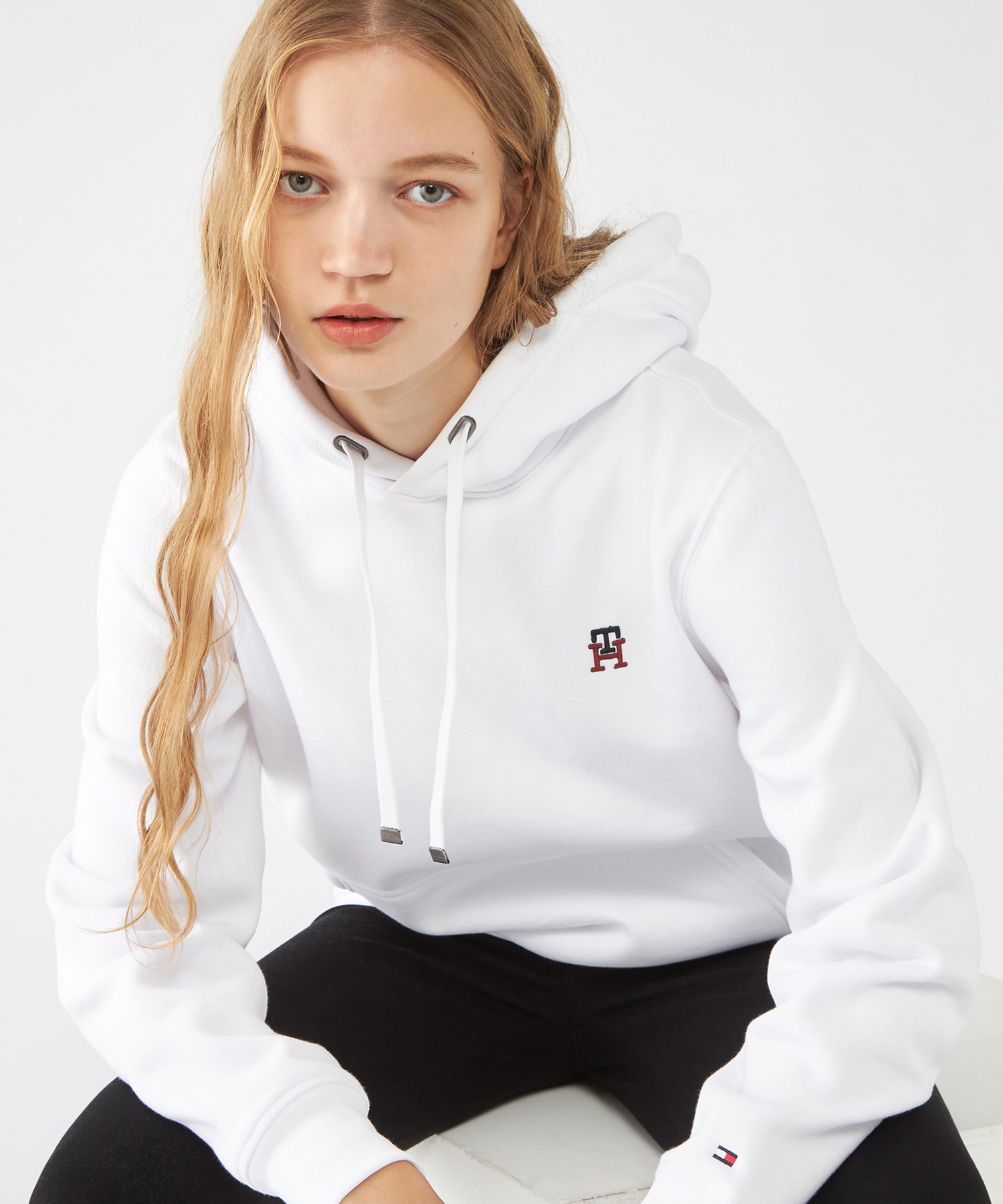 セール】トミー ヒルフィガー TOMMY HILFIGER スモールロゴ セール】トミー ヒルフィガー TOMMY HILFIGER スモールロゴ