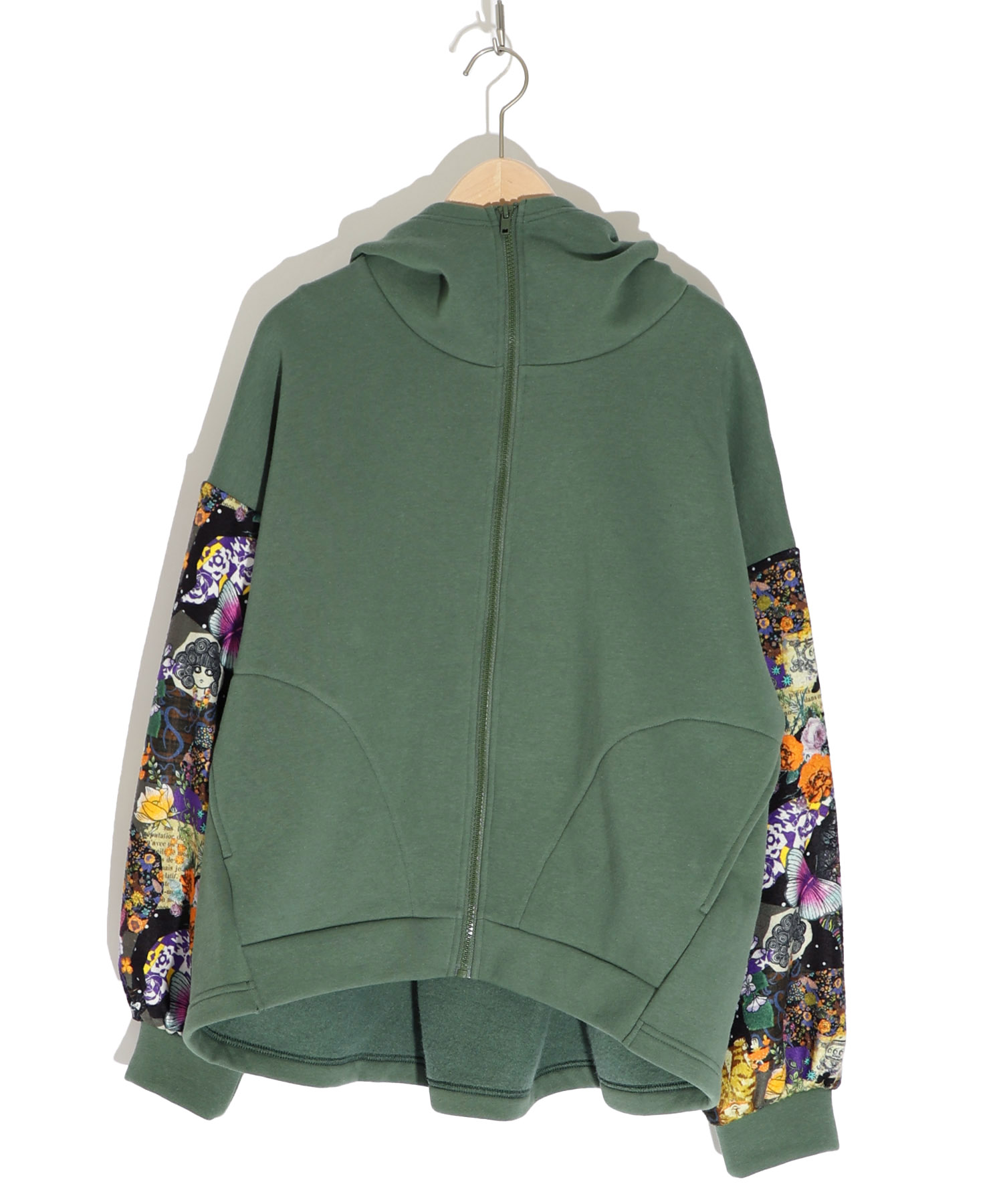 セール 20%OFF】スカラー ScoLar ネコと蝶柄 裏ボア切り替え