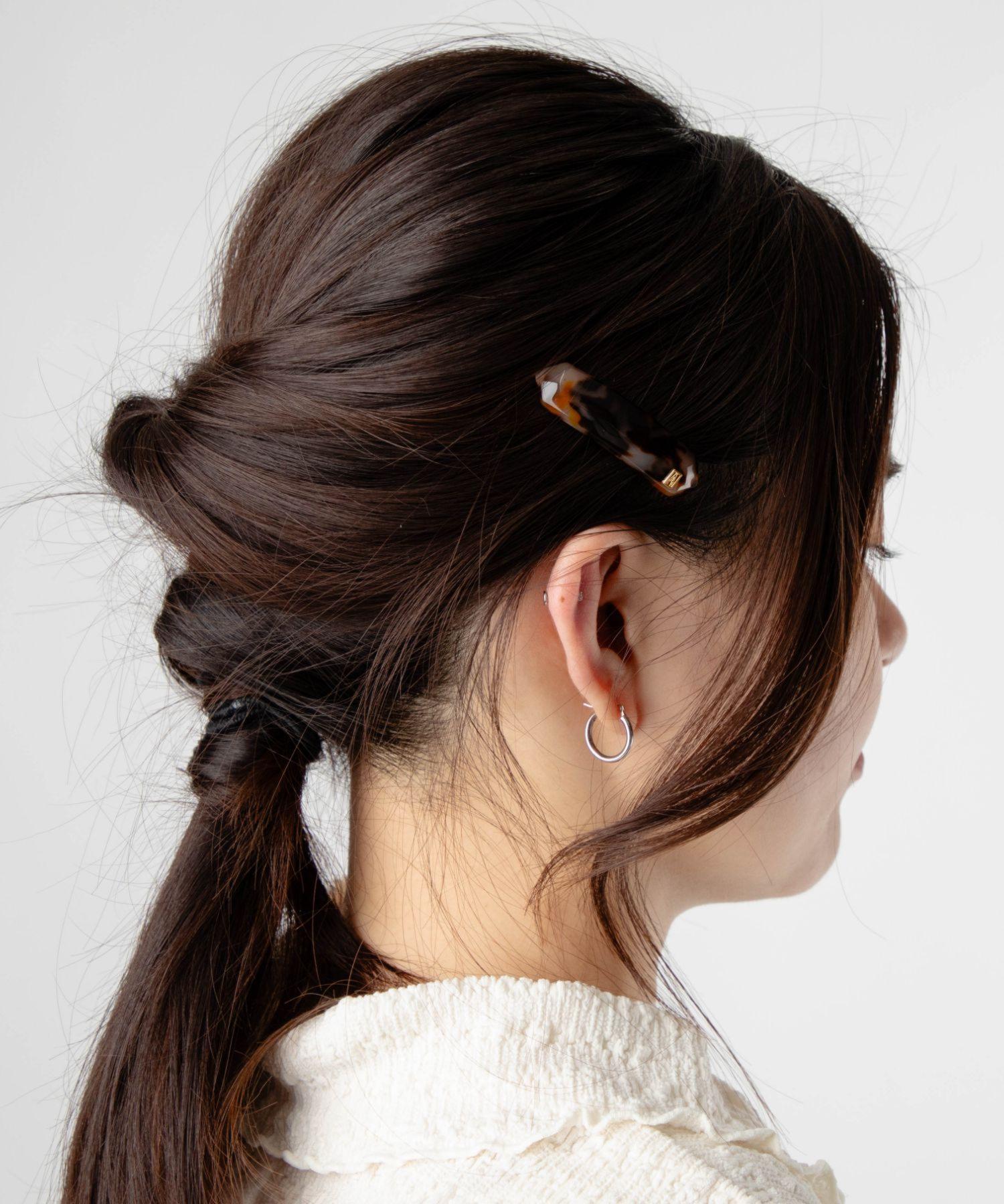 アレクサンドルドゥパリ ヘアクリップ　mサイズ　パール　ベージュ　美品 アレクサンドルドゥパリ ヘアクリップ mサイズ パール ベージュ