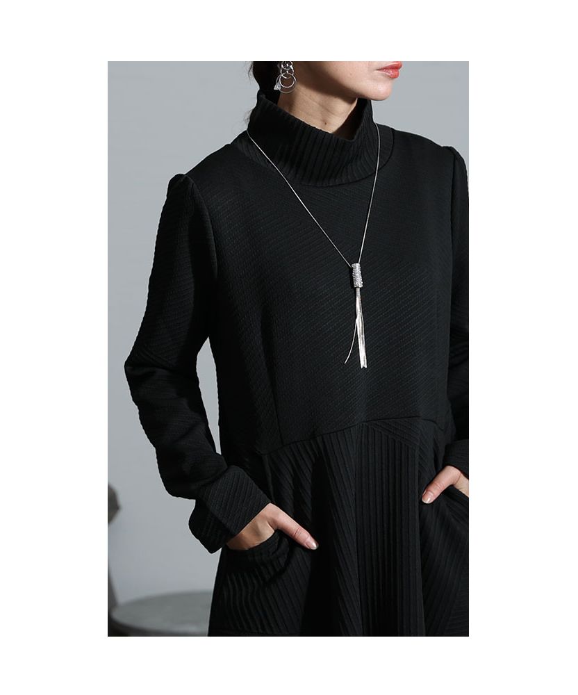サワアラモード Sawa a la mode スタイルアップするハイネック