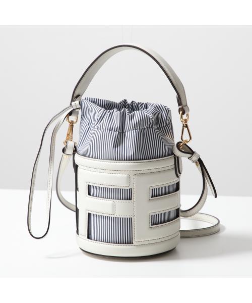 ★送料関税込★FENDI ステップアウト バケット ショルダーバッグ Fendi】ステップアウト ミディアム バケット バッグ 2色 (FENDI