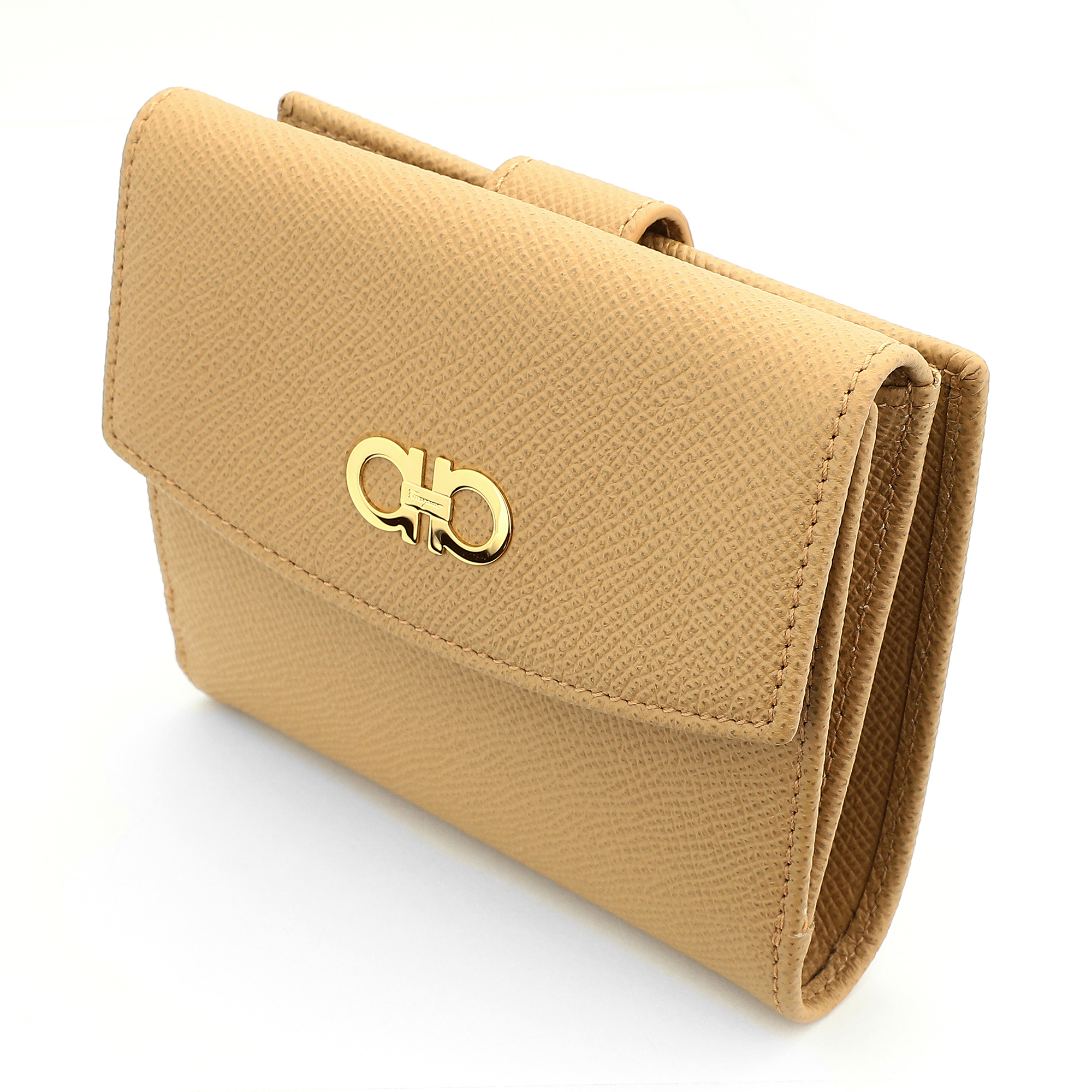 セール 11%OFF】サルバトーレフェラガモ Salvatore Ferragamo