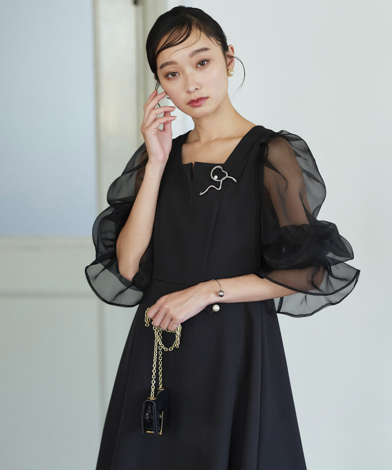 【値下げ】RUIRUE BOUTIQUE オーガンジースリーブ　フレアワンピース オーガンジースリーブ フレアワンピースドレス「U1323」