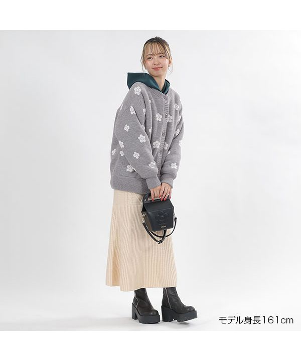 マリークワント MARY QUANT 4ペタルデイジー裏ボア カーディガン マリークワント MARY QUANT 4ペタルデイジー裏ボア カーディガン