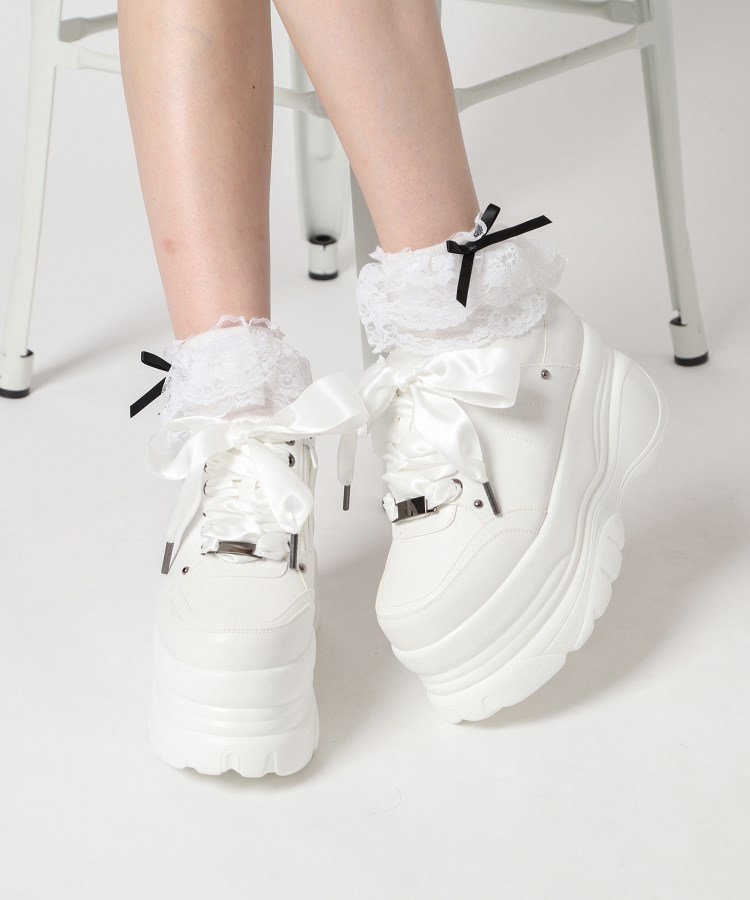 [ALDO] Merrick ロートップスニーカー リボン ALDO] Merrick ロートップスニーカー リボン