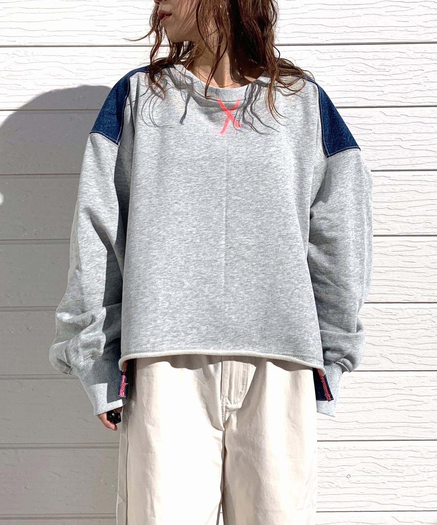 Ameri DENIM SWEAT OVER TOP ドッキングスウェット AMERI/アメリ】からデニムスウェットドッキングトップ入荷です