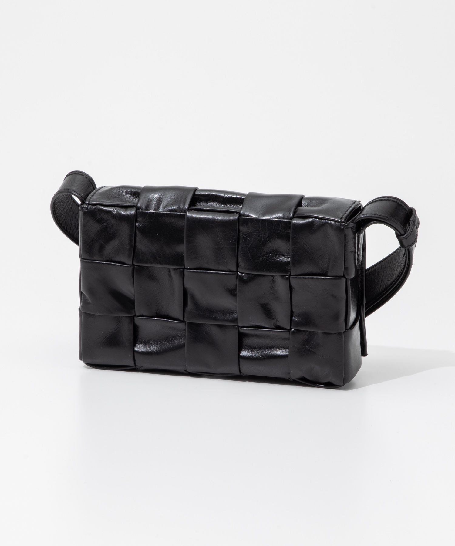 ボッテガヴェネタ BOTTEGA VENETA 717587 VCQ71 ショルダー ボッテガヴェネタ BOTTEGA VENETA 717587 VCQ71 ショルダー