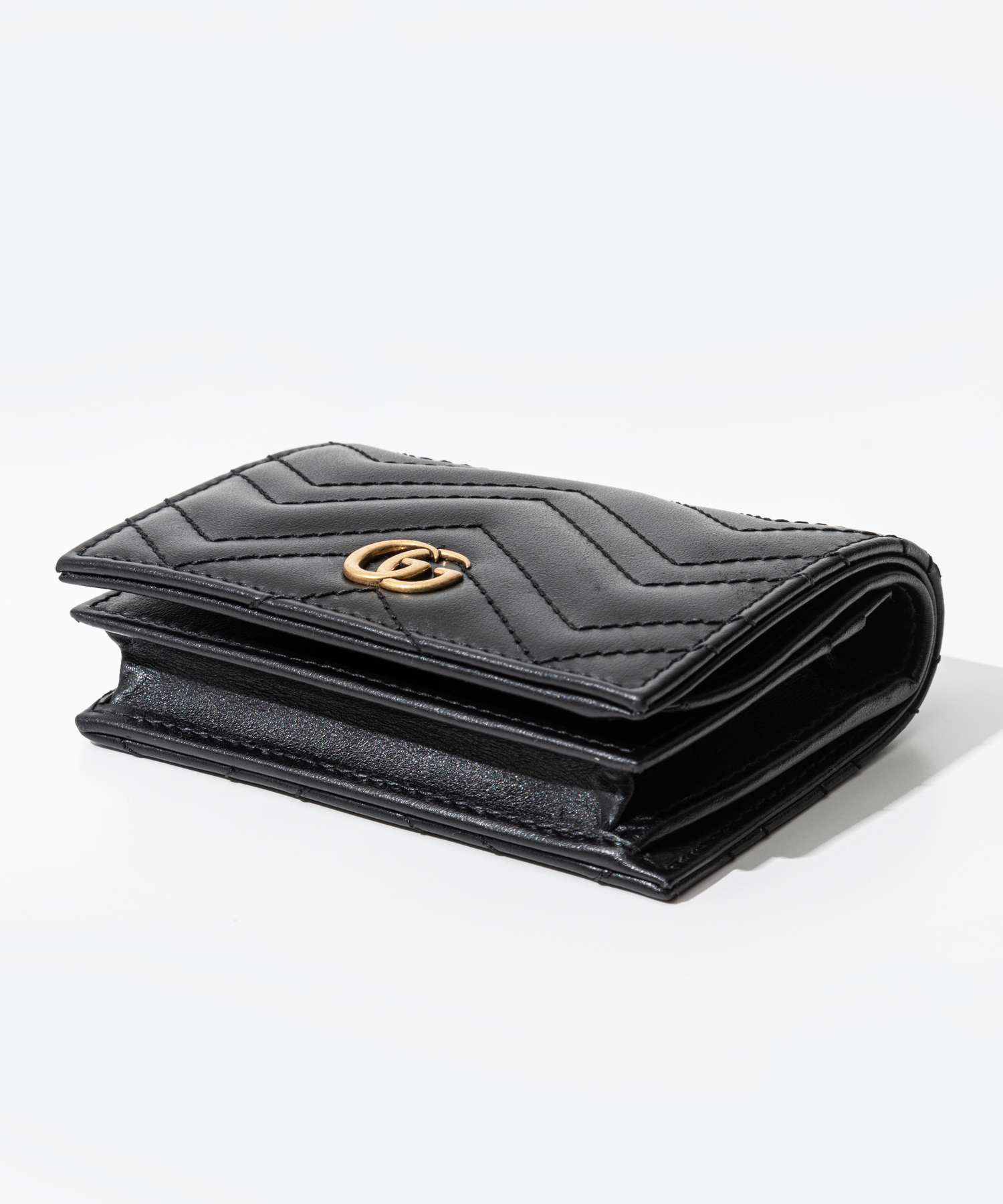 クーポン】グッチ GUCCI 466492 DTD1T 二つ折り財布 C.CASE(655M