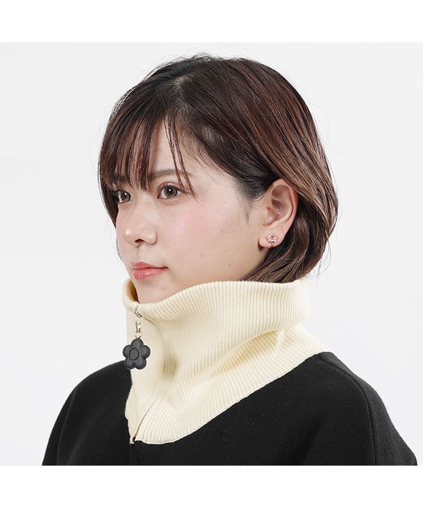 マリークワント MARY QUANT デイジーハーフジップニット
