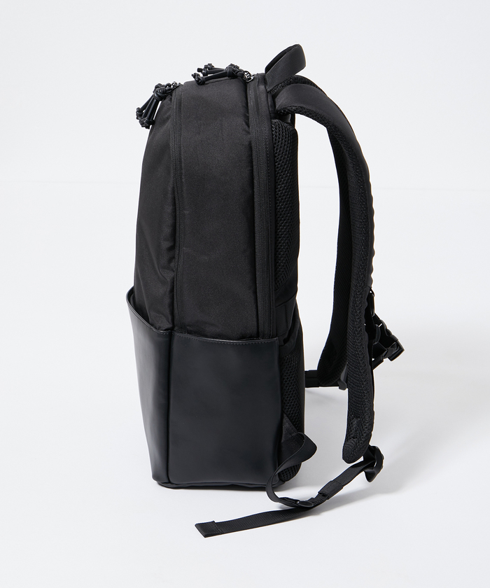 ADAM ET ROPE' ブラックリュック AGS機能 無重力 バックパック / 撥水 / UNISEX(505816908) | アダム エ