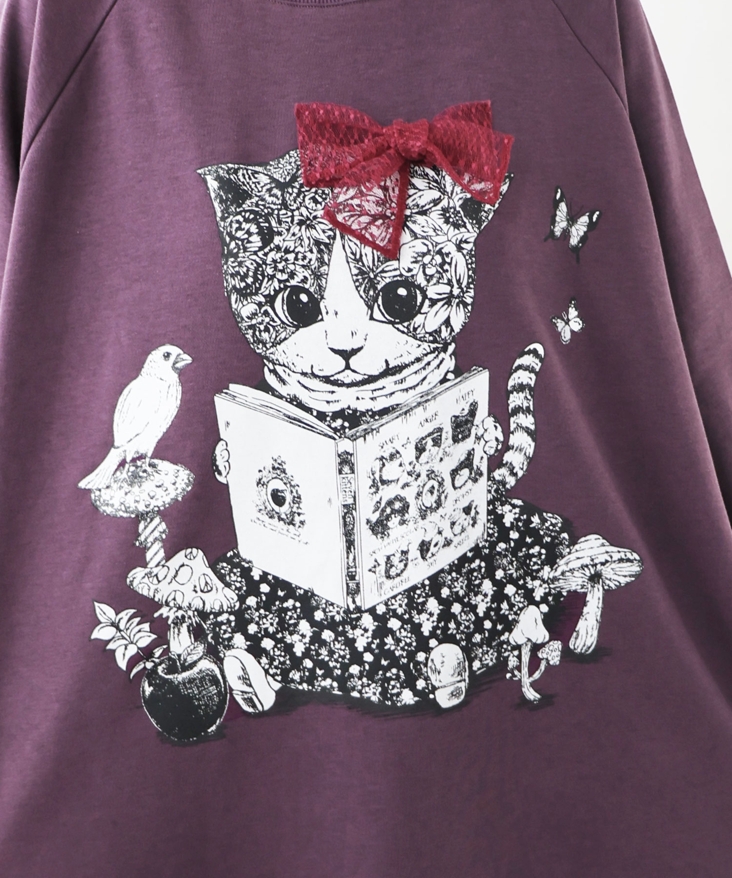 セール】7匹の子猫の絵本を読む ネコちゃん柄ワンピース セール】7匹の子猫の絵本を読む ネコちゃん柄ワンピース