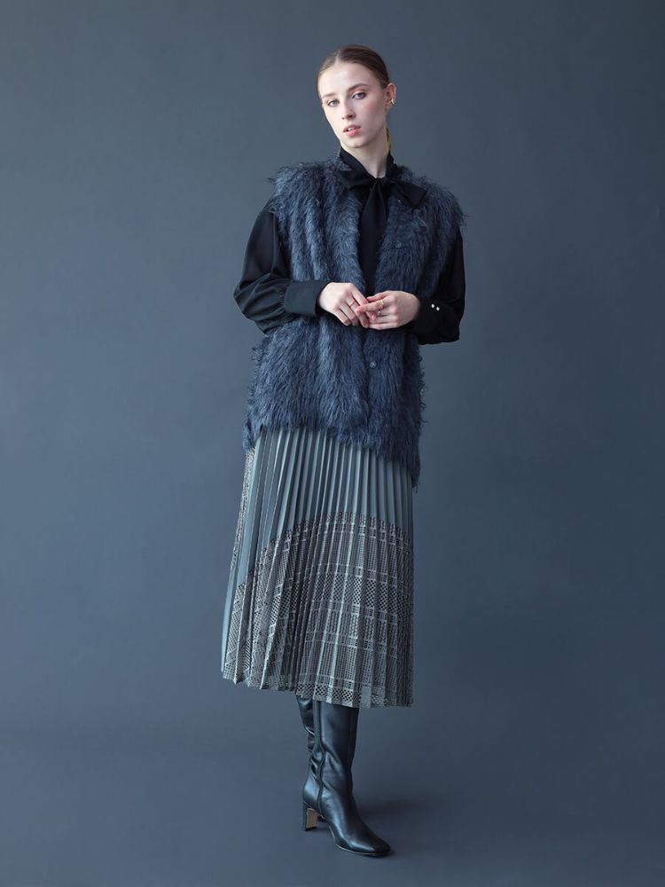 エムズグレーシ　黒 フラワー刺繍 プリーツスカート マルチフラワー刺繍スカート / GRACE CONTINENTAL | GRACE