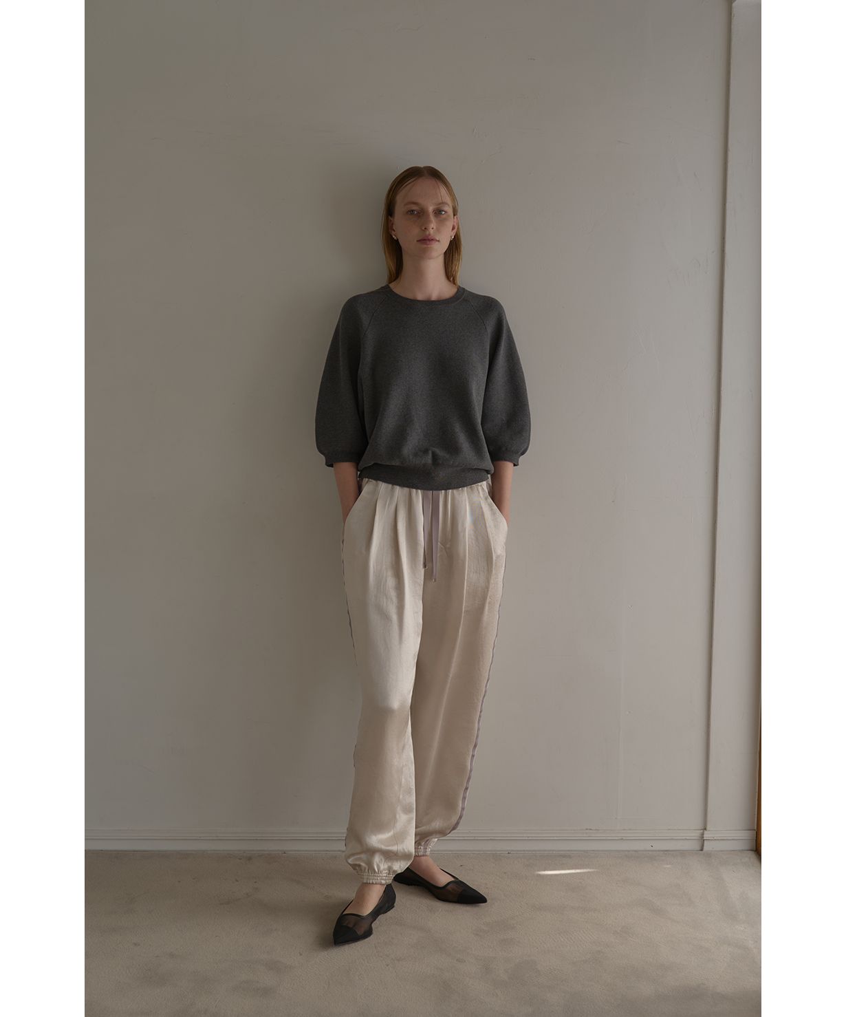 〔新品〕MANOF SIDE LINE SPORTS SATIN PANTS SIDE LINE SPORTS SATIN PANTS(505822103) | マノフ(MANOF) - d