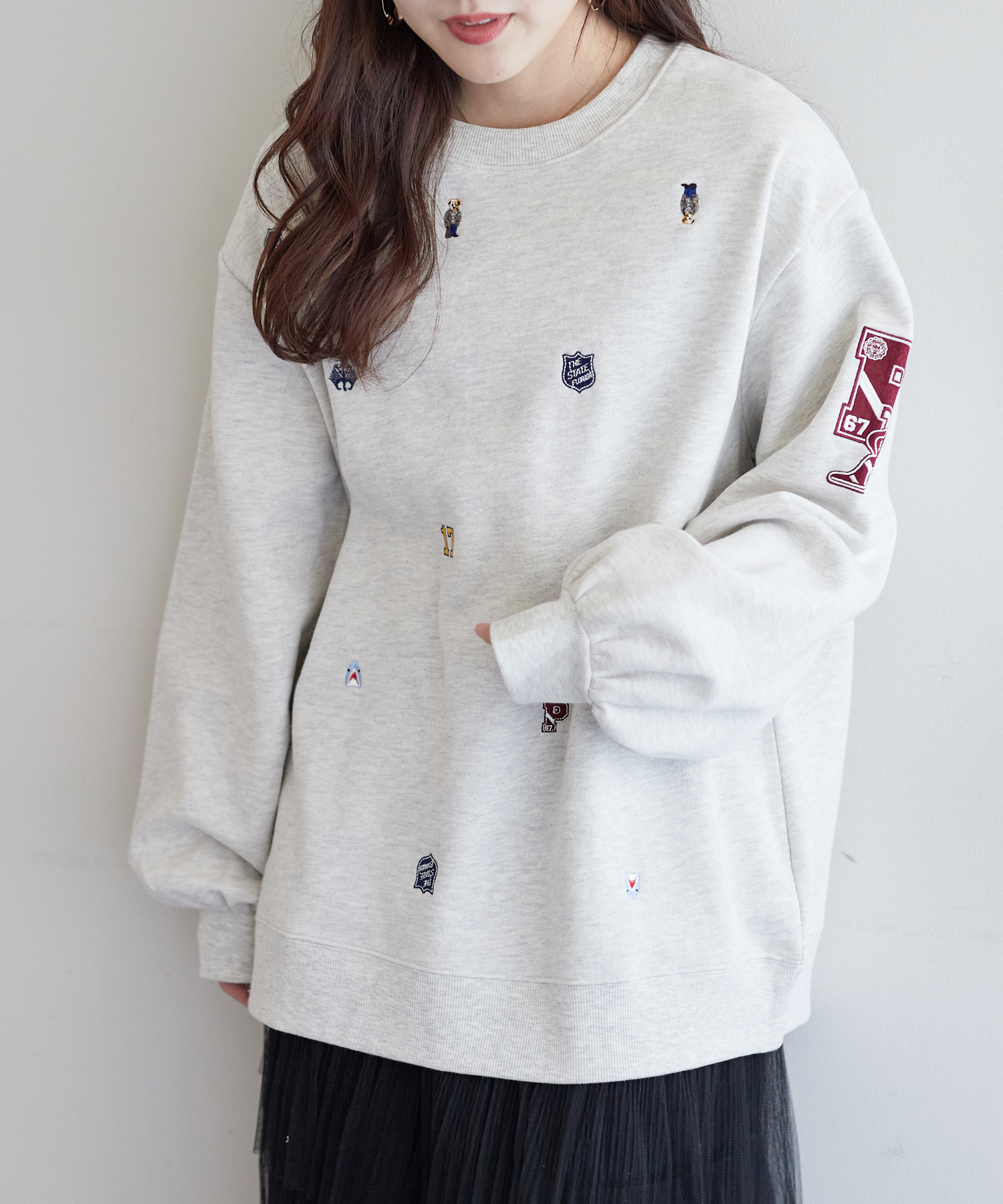 クーポン】【セール 40%OFF】裏起色々柄総刺繍プルオーバー
