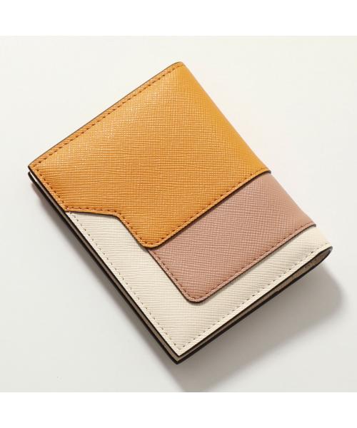 セール】MARNI カードケース PFMO0076U1 LV520 キーリング付き セール】MARNI カードケース PFMO0076U1 LV520 キーリング付き