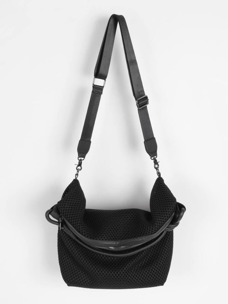【美品】ヌエール メッシュ トートバッグ ハンドバッグ　黒 ヌエール nouer 2wayメッシュトートバッグ （ブラック