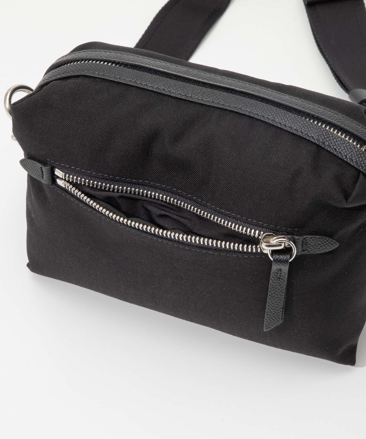 MAISON MARGIELA｜Glam Slamクロスボディバッグ SB2WG0011 P1511 Maison Margiela メゾンマルジェラ Glam Slam Crossbody Bag