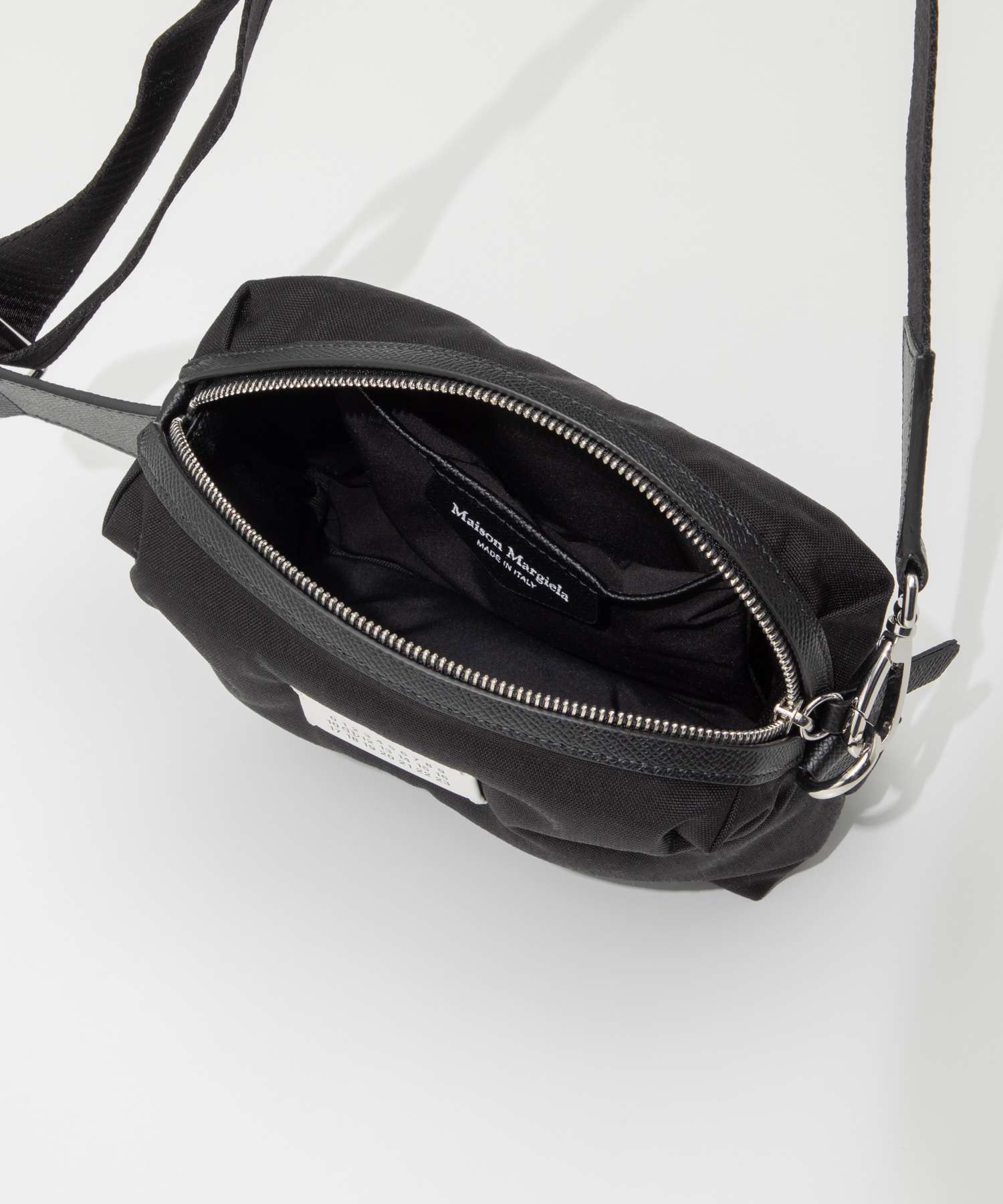 クーポン】メゾン マルジェラ MAISON MARGIELA SB2WG0011 P1511